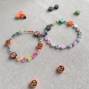 Halloween Beaded Friendship Bracelets, Cute Halloween Jewelry, Spooky Gift for Her, Handmade Bead Bracelets, Fall Party Favors