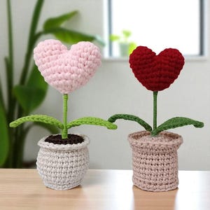 Crocheted Heart Flower in Pot, Handmade Heart Flower Pot, Adorable Crochet Gift, Father’s Day Gift, Cute Decor for Home