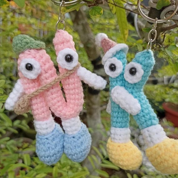 Custom Crochet Letter Keychain – Handmade Alphabet A-Z Bag Charm