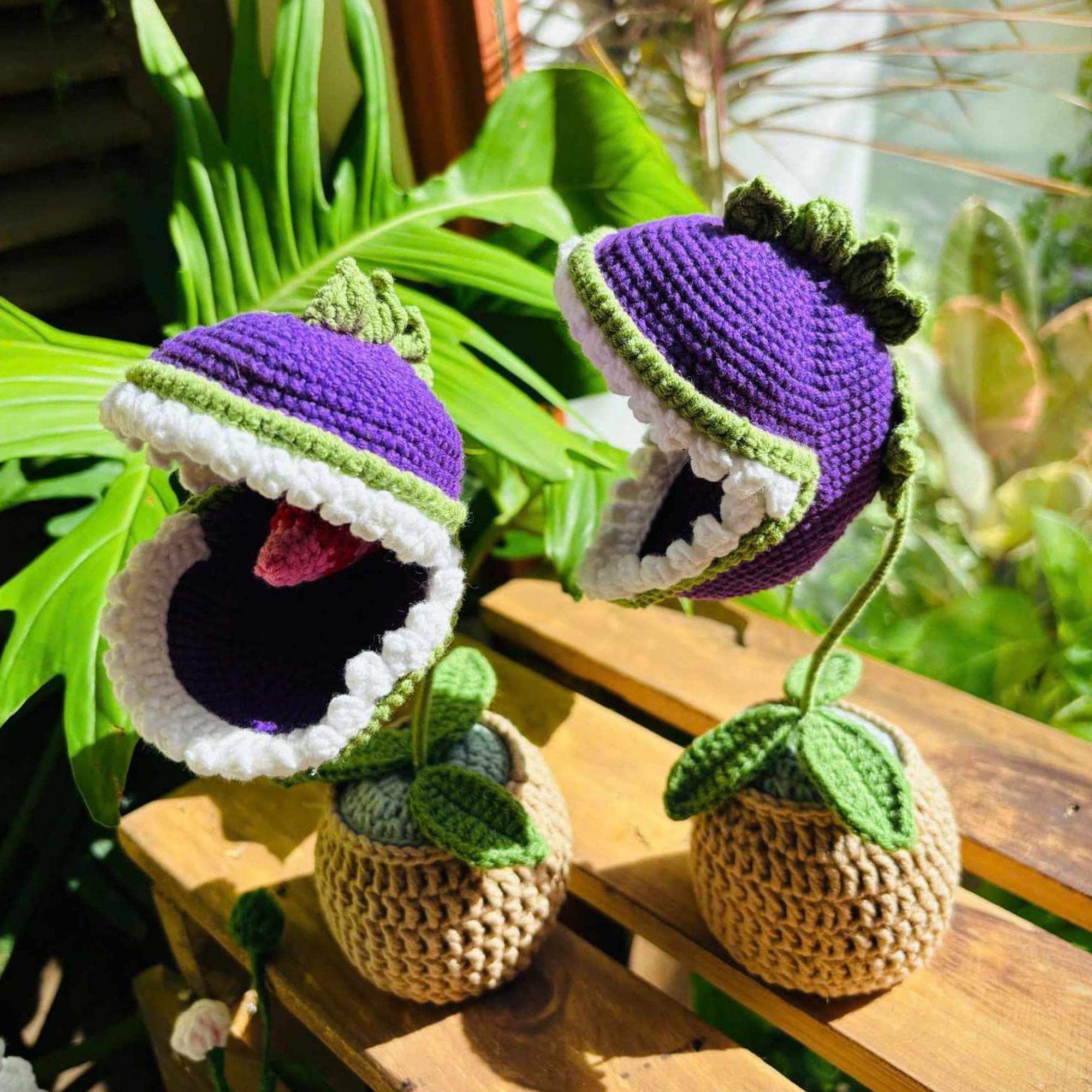 Crochet Venus Flytrap Plant Plush – Handmade Amigurumi Carnivorous