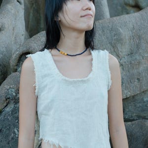 Top asimmetrico nomade / Canotta boho in cotone grezzo / Abbigliamento naturale per festival / Moda minimalista da fata
