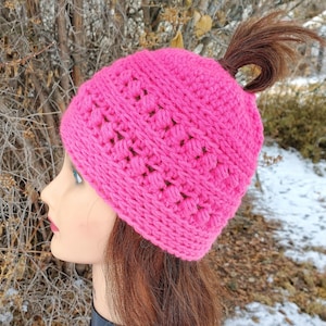 PDF Download only--Messy Bun Hat, Frosty Afternoon Hat for Women, Bun Beanie, Easy Pattern