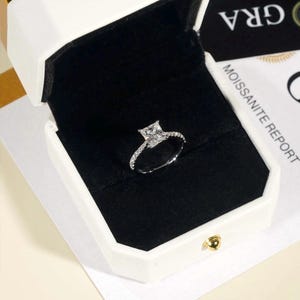 Princess Cut Verlobungsring, Verlobungsring aus 585er Weißgold