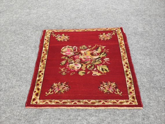 ハンドメイドヴィンテージウールラグ：2.8x3.1フィートの赤い花柄