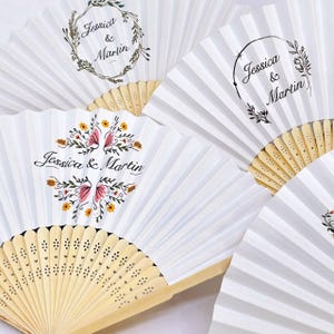 Ventagli personalizzati per matrimoni / Ventagli personalizzati per matrimoni / Logo personalizzato e bomboniere incise / Regalo rustico per matrimoni / Bomboniere per matrimoni all'aperto