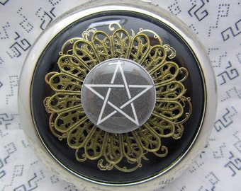 Compact Mirror Makeup Mirror Pocket Mirror Bridesmaid Maid of Honor Gift Bridal Shower Favors Comes With Protective Pouch Pentagram On Black