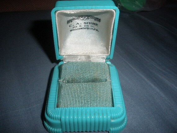PRICE REDUCED AGAIN, Engagement ring box, acrylic,