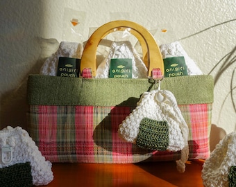 onigiri pouch • crocheted by macflor