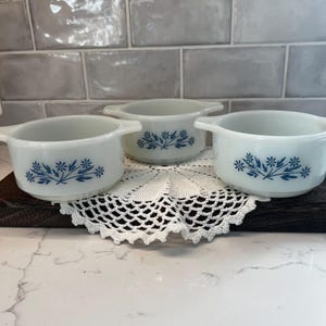 3 Vintage Dynaware Pyr-O-Rey Blue Cornflower Mini Casserole Ramekins 4.5" #12