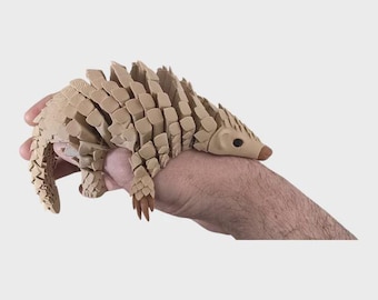 Fidget articulado Flexi Pangolin impreso en 3D