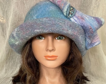 Ooak Merino Wool Wetfelted Cloche Hat Blue Emerald Green  display picture 1