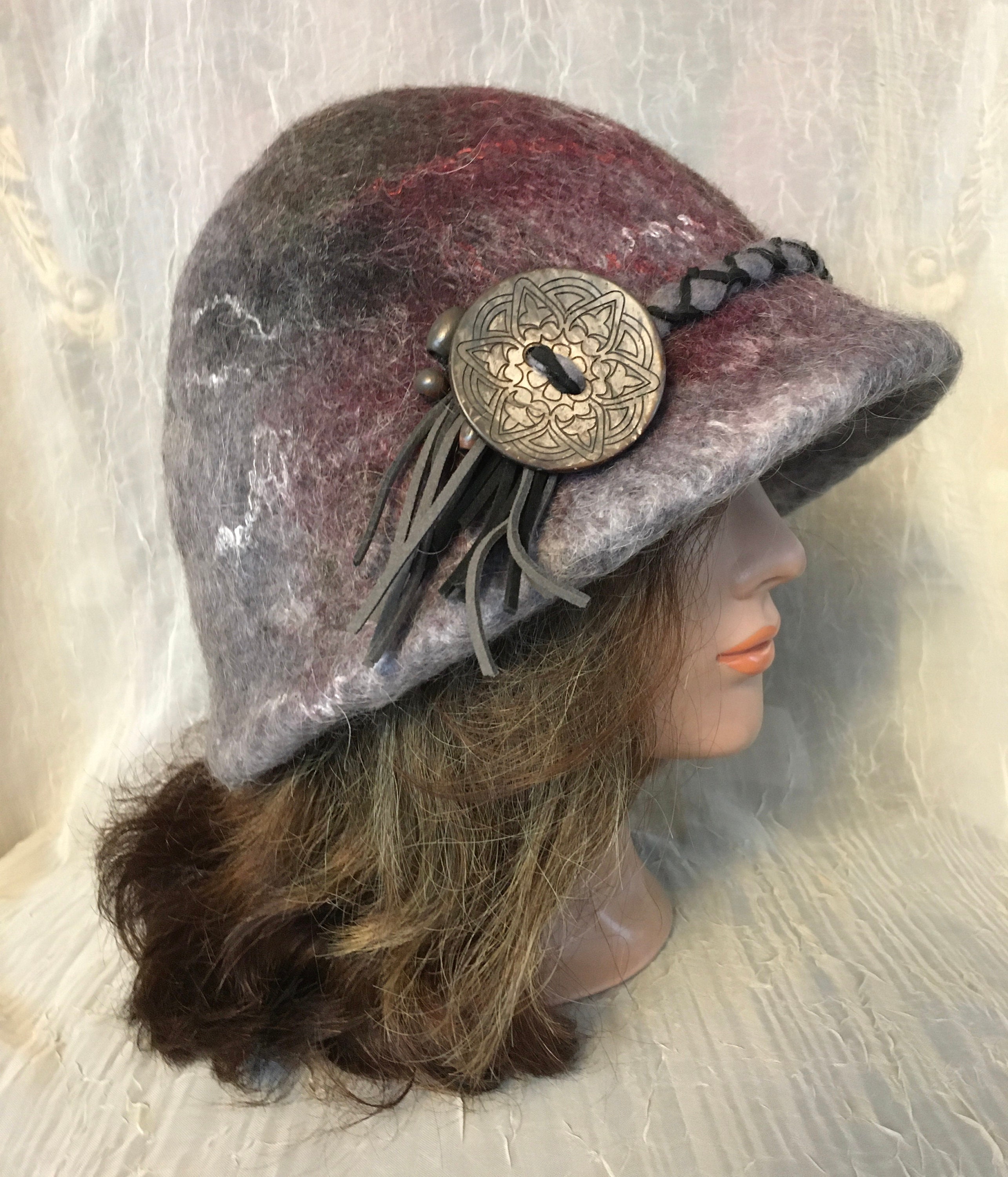 Vtg Banash Boston Maroon Wool Cloche Hat Leather Flower Accent Dark Academia il_fullxfull.6359588159_22js.jpg main image 4
