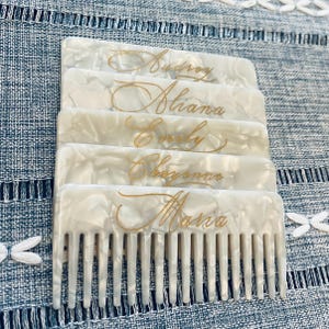 Personalized Pearl Comb – Custom Engraved Name Comb, Gold Engraved ...