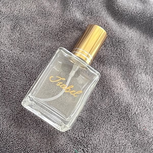 15 ml Personalized Glass Perfume Bottle with Gold Lid – Custom Engraving for Gifts, Weddings, or Personal Use – Elegant & Refillable