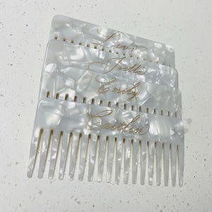 Personalized Pearl Comb – Custom Engraved Name Comb, Gold Engraved ...
