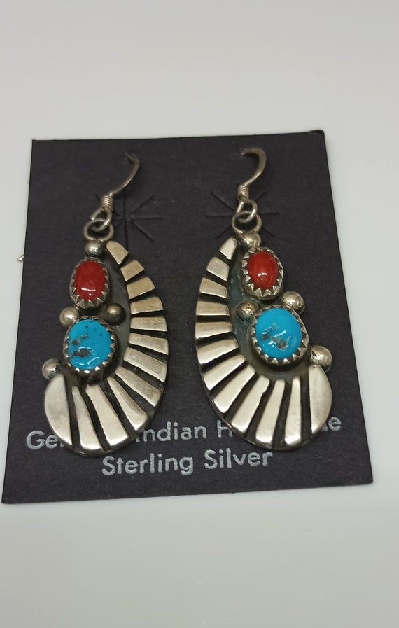 Running bear vintage Gem