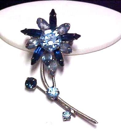 Vintage Silvermetal Flower Stem W Blue Navette, Prong Set