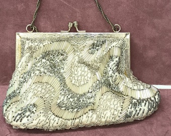 Silver Glass Bugle Beaded Purse, Evening Glam, Vintage Made in Macau, Metal Frame w Chain Strap #E1143