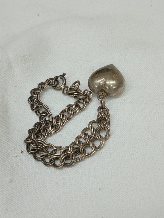 VTG Sterling Puffy Heart Bracelet Double Loop Cha… - image 5