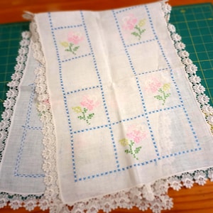 Vintage Runner, Cross Stitch Roses Embroidered Mantle, Table, Sofa or Piano Scarf #N1615