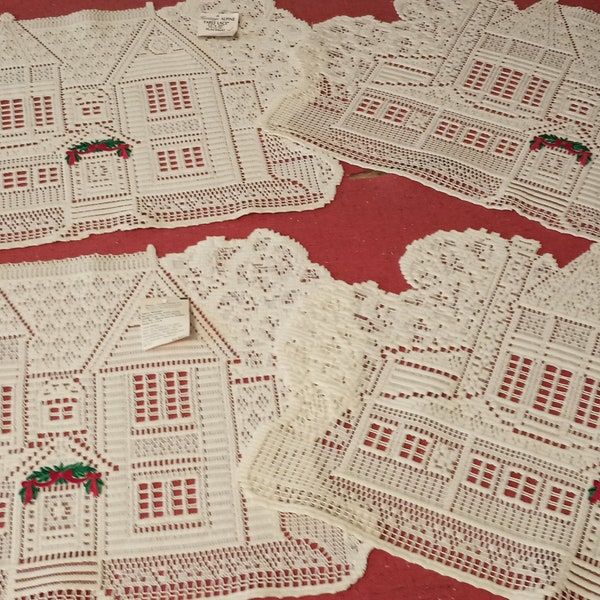 Holiday Table Lace  NWT 4 Vintage Placemats, Garland, Heritage Alpine 1990s Victorian Mansion #E2174