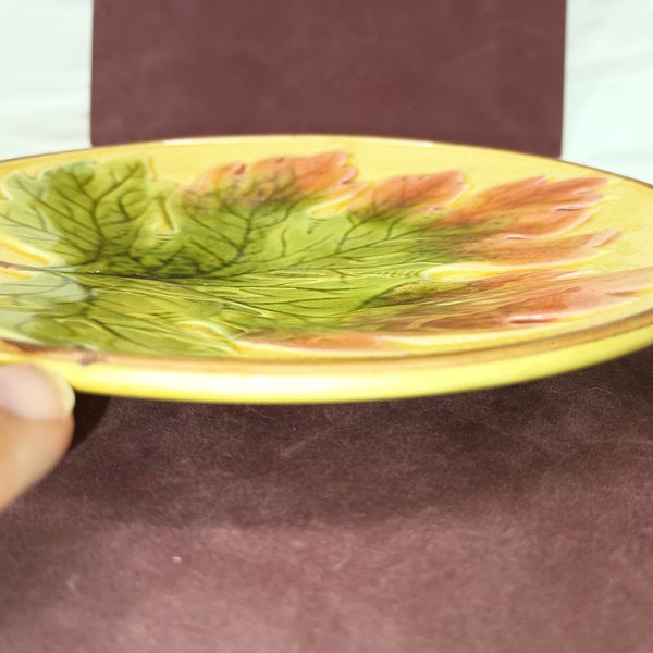 Autumn Colors German Majolica Leaf Tray Plate GS Zell #E1566
