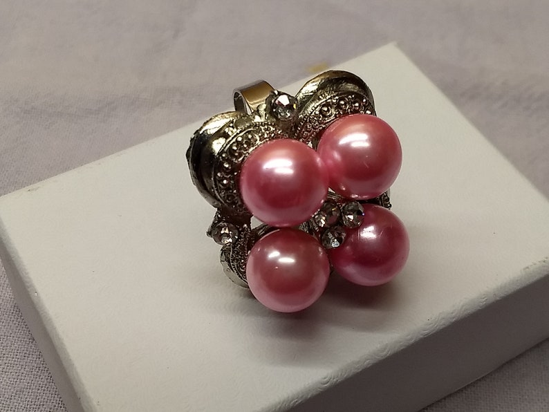 Costume Cocktail Rings Vintage Lot of 3 Gaudy Baubles Rhinestones Pink Pearl Bead Amber Stone #C28