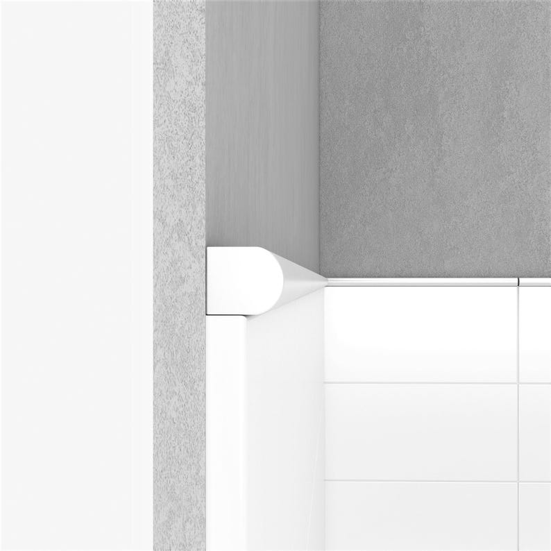 Trendy Bright White 1.5cm. X 30cm. Cast Stone Pencil Bullnose Border