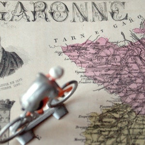 1883 Vintage Karte der Haute Garonne, Frankreich. - Handkoloriert
