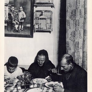 Seltene Vintage Photogravüre Drucke - Familie des Eisenbahner-Burner Bill Brandt