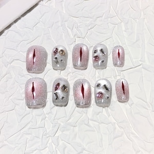 Pink Cat Eye Nail/Cute Short Coffin Nail/Simple Easy Nail Art/Handmade Press on Nails/Trendy Popular Nail/Fashion Cool Party Nail Gift