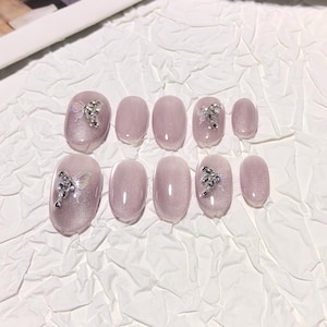 Simple Butterfly Acrylic Nail/Light Pink Cat Eye Nail/Cute Short Oval Nail/Handmade Press on Nail/Easy Spring Nail/Popular Minimalist Nail