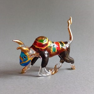 Hand Painted Glass Bull Figurine: Miniature Animal Art Decor