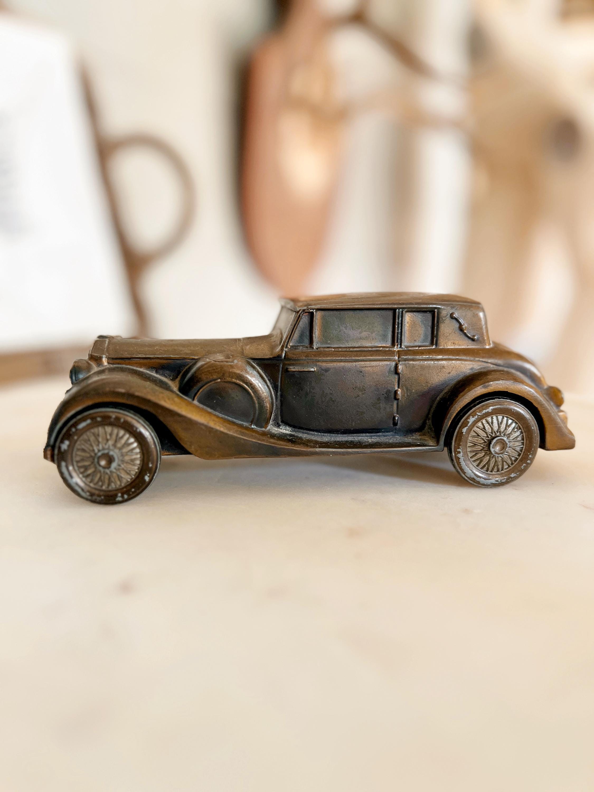 Rolls Royce Gifts - 60+ Gift Ideas for 2026