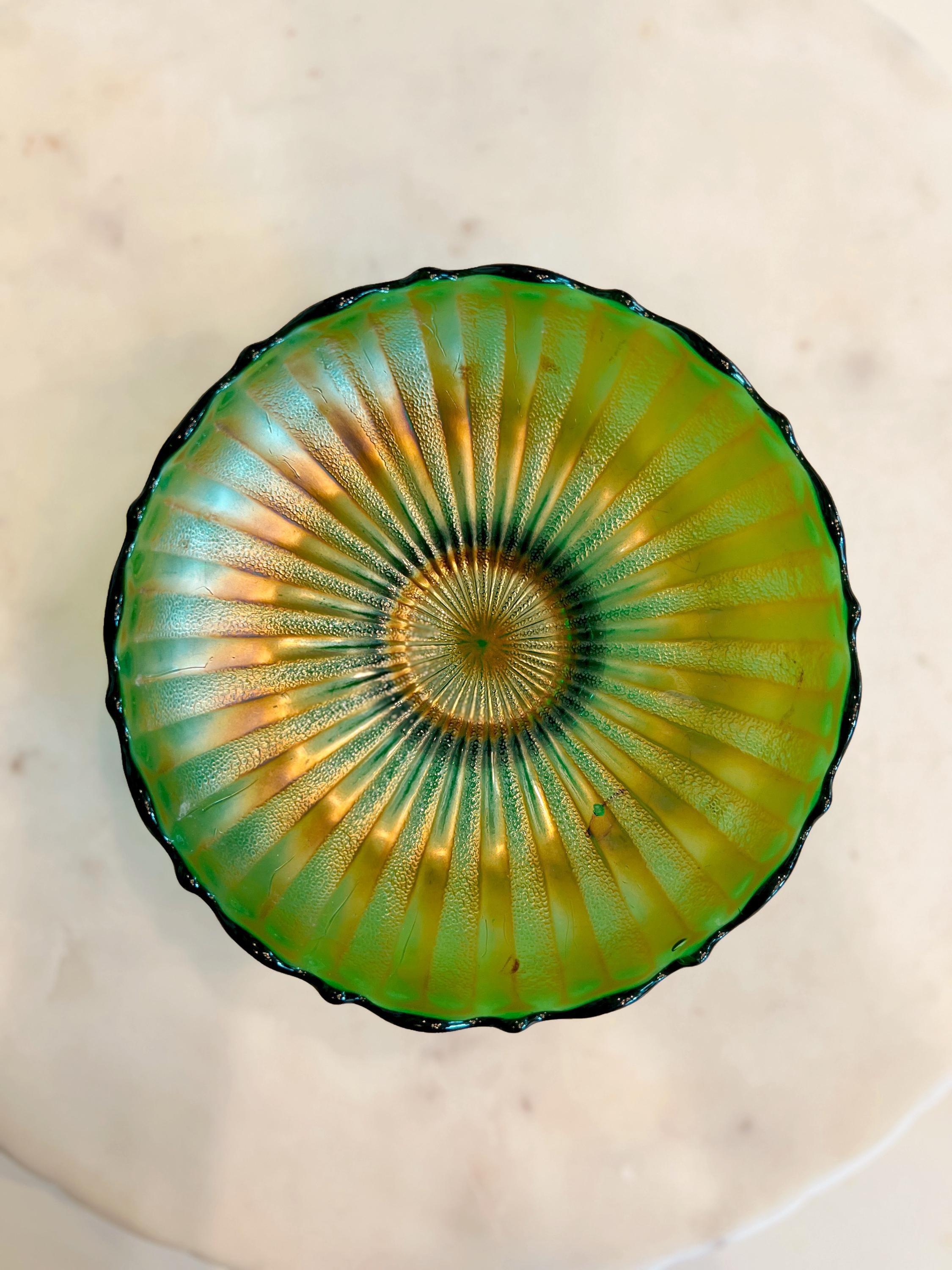 ジェファーソン　グラス　グリーンオパールセント　フェントン Fenton Iridescent Green Glass - Etsy