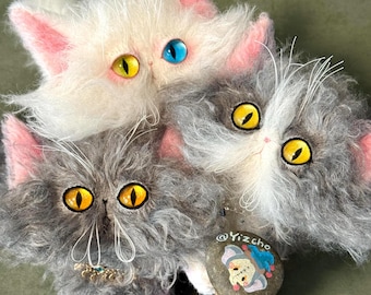 Ensemble de trois poupées d'art chat nuage OOAK Mihuatangs, trio de peluches chat guimauve fait main