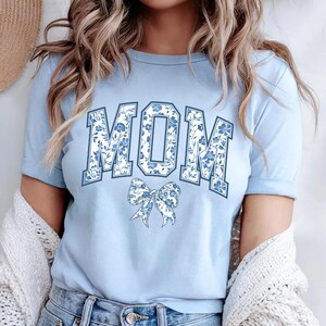 Coquette Chinoiserie Mom Shirt, Toile de Jouy Mama Shirt, Mothers Day Gift, Mama Gift, Cute Mom Shirt,Coquette Bow Shirt for Mom,Chinoiserie
