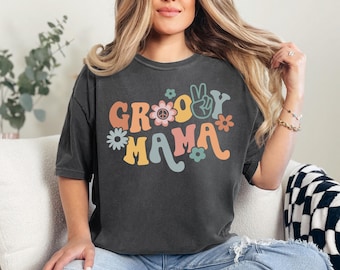 Groovy Mama Shirt: Retro Hippie Mom Tee