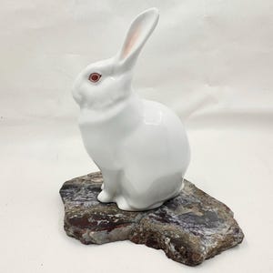 Vintage Herend Porcelain Sitting Bunny