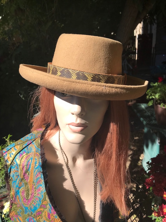 1970’s Tan Camel Wool Fedora Wide Brimmed Pork Pie