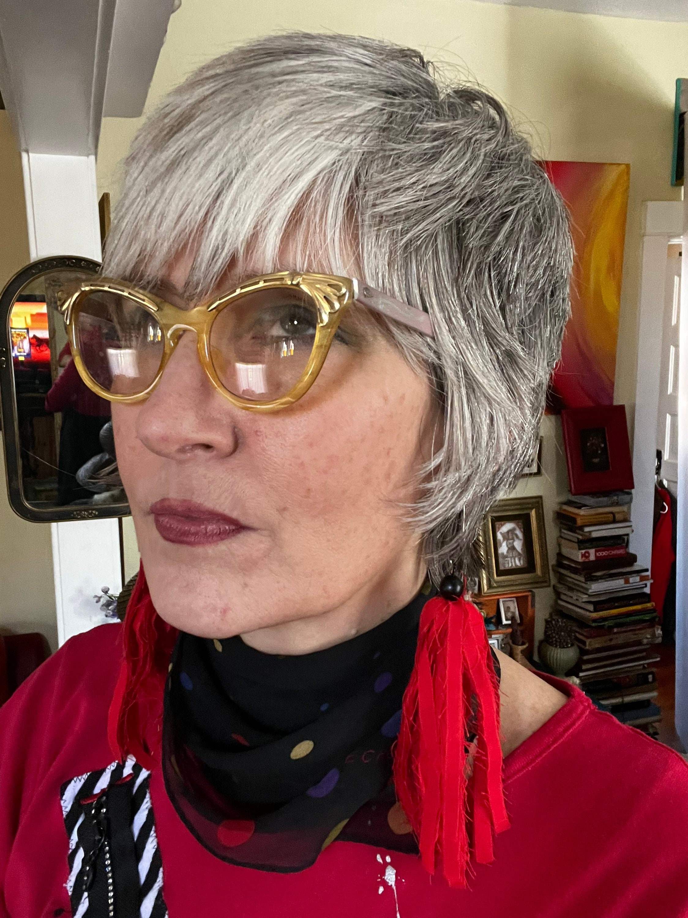 1950\'s Bakelite CatEyed Sunglasses Drugstore True Vintage Bakelite Black Black Angled Cat  main image 2