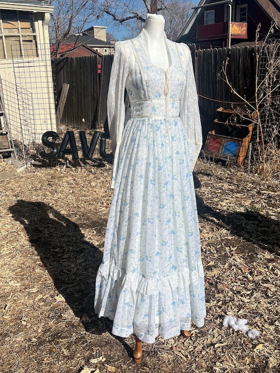 1980's Gunne Sax by Jessica Mcclintock Victorian Style Blue