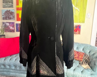 1940’s Union Made Victorian Edwardian regencycore Black velvet opera cape