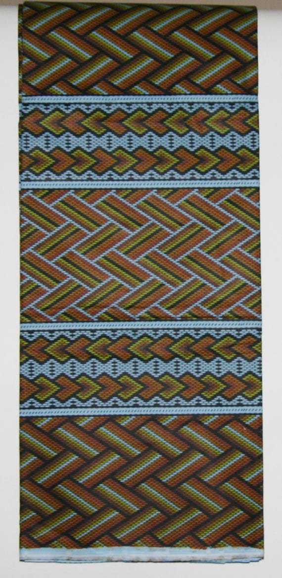 Model top pagne woodin