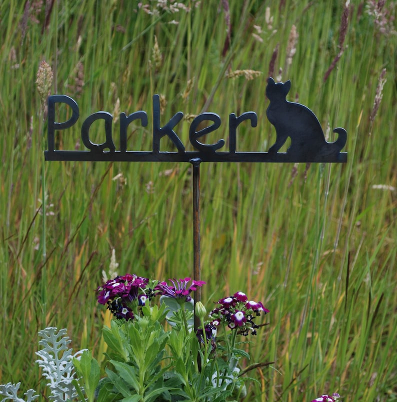 Pet Marker Garden Name Stake Custom Memorial Garden Grave Marker Metal Sign 4 designs to choose from image 1