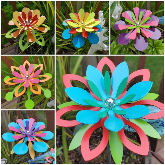 SET of 3 - *NEW* - Wild Flowers Garden Stakes Metal Art Yard Art