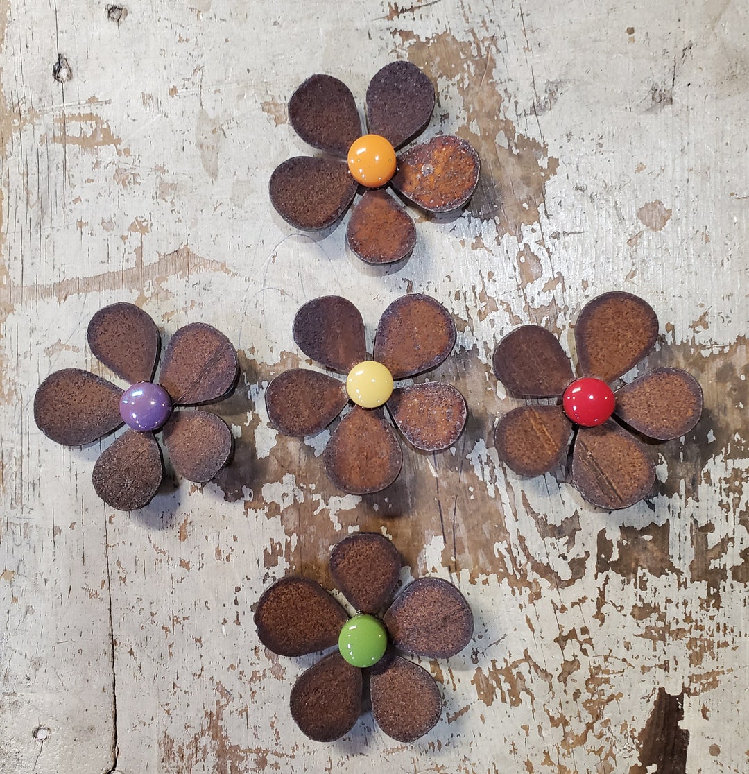 SHIP NOW Set of 5 mini Metal Flower Round 5 Colors as Shown No