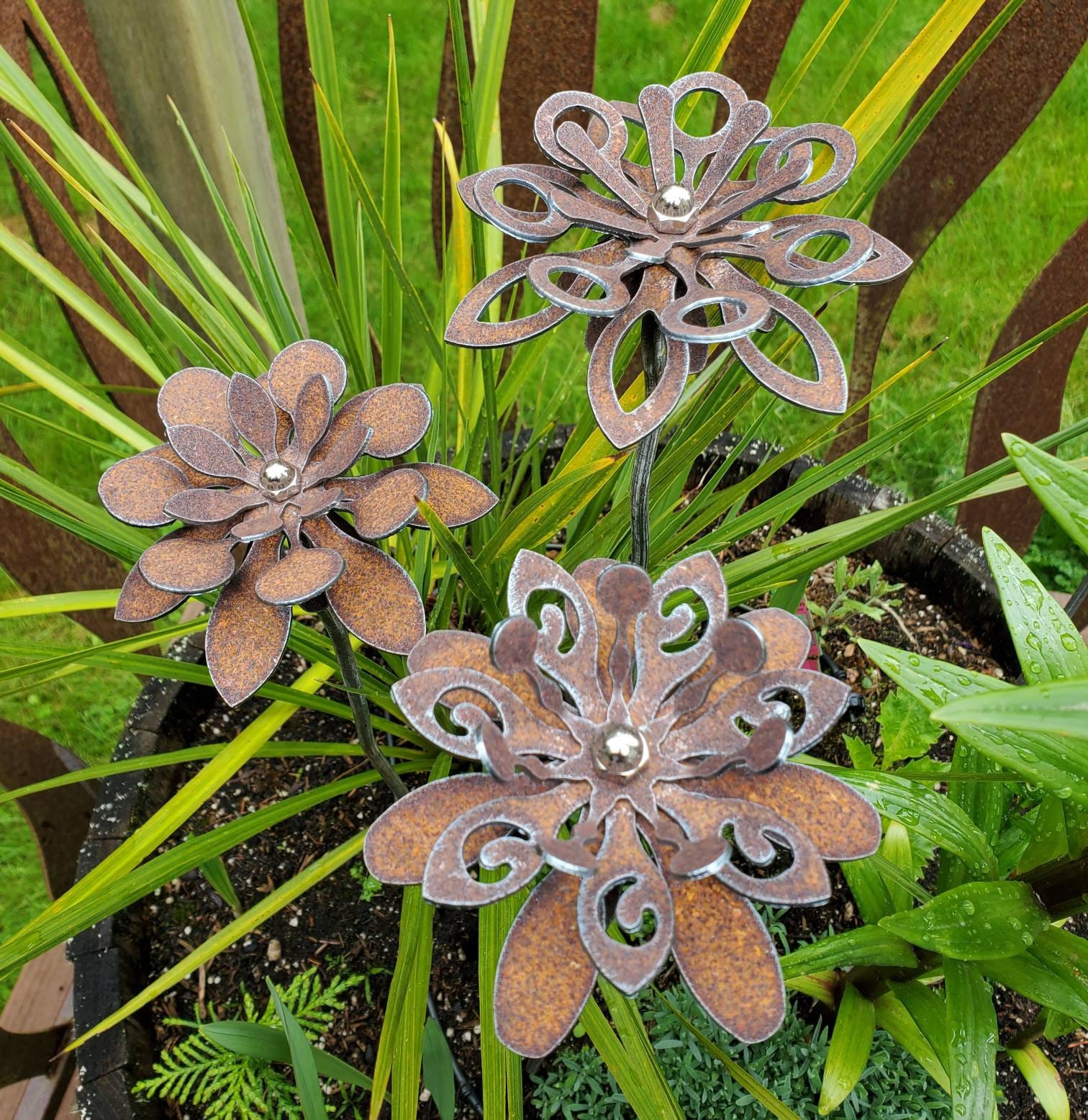 Set of 3 *NEW* - Rusted Wild Flowers Garden Stakes Metal Art Yard
