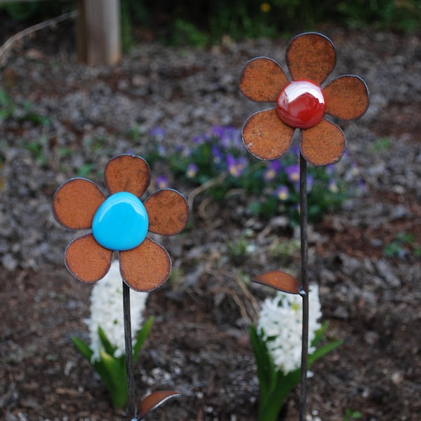 NEW Set of 2 - Garden Flowers - Jumbo w/glass - 10 to 18 inches tall