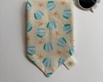 Pañuelo para perro o gato con conchas marinas azules • Pañuelo de verano para mascotas • Pañuelo para perro o gato del 4 de julio • Pañuelo para mascotas con lazo • Pañuelo bonito para perro o gato